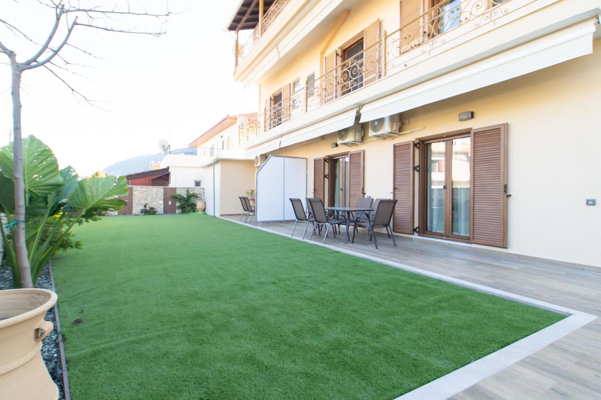 Elegance Suites Platariá Exterior foto